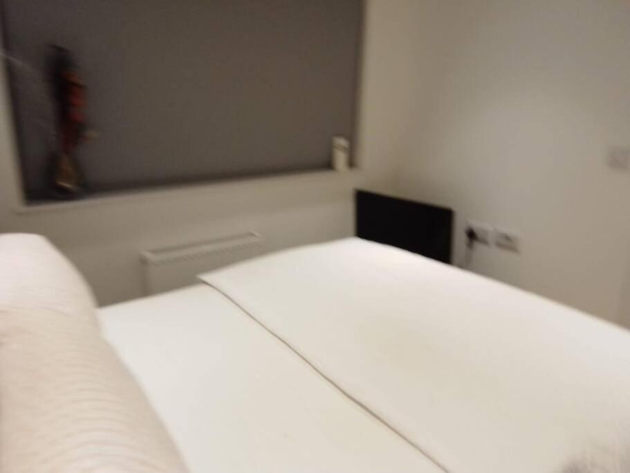 لندن Whole Apartment 5 Mins To East Croydon & Concierge المظهر الخارجي الصورة
