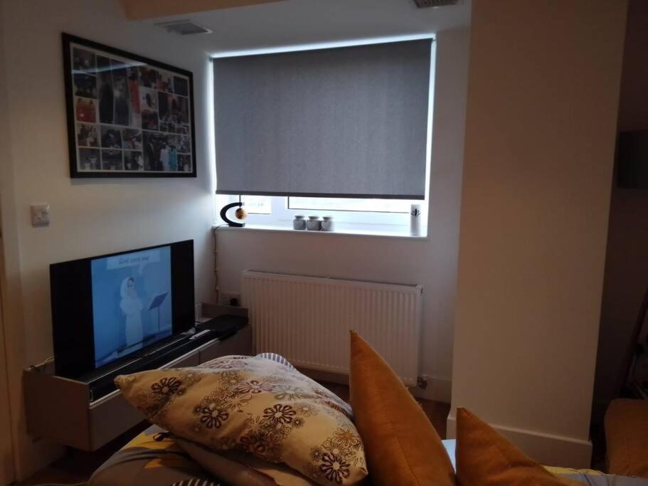 لندن Whole Apartment 5 Mins To East Croydon & Concierge المظهر الخارجي الصورة